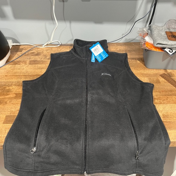 Columbia Jackets & Blazers - Columbia Black Women's Vest